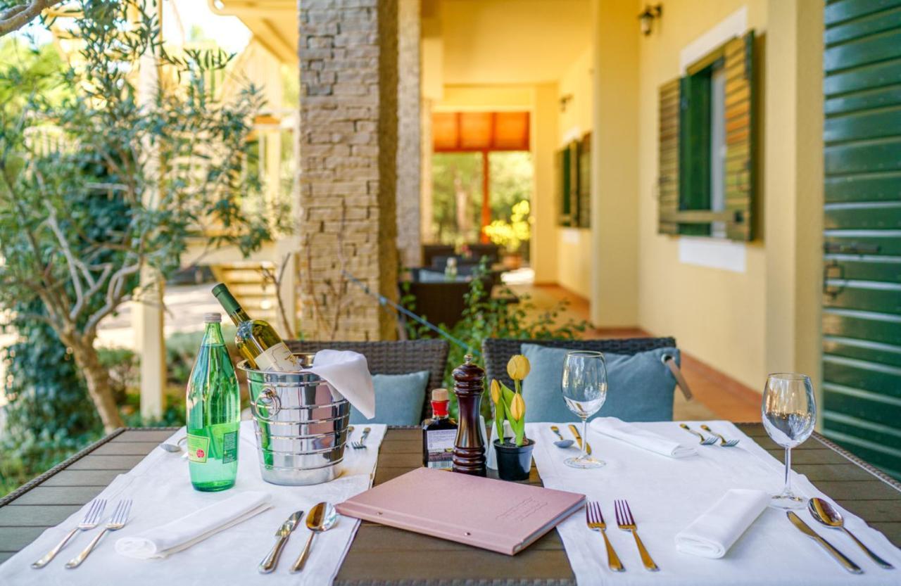 Hotel Vrata Krke Lozovac Bagian luar foto