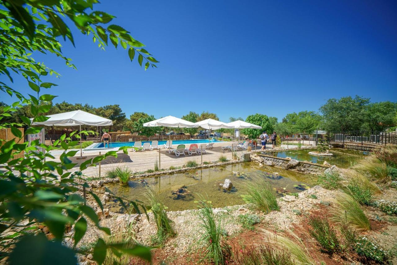 Hotel Vrata Krke Lozovac Bagian luar foto