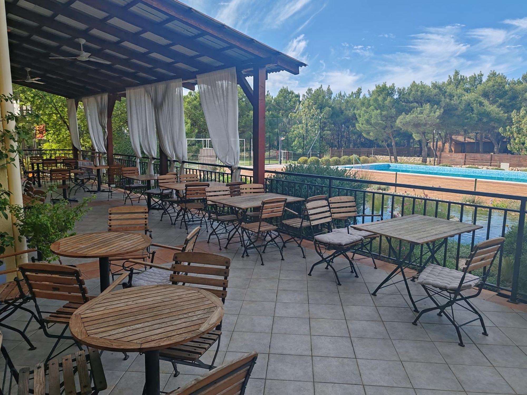 Hotel Vrata Krke Lozovac Bagian luar foto